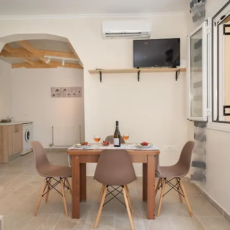 בית נופש Ira's House